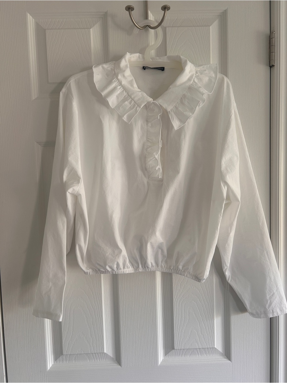 Zara White Ruffle-Collar Button Pullover Top